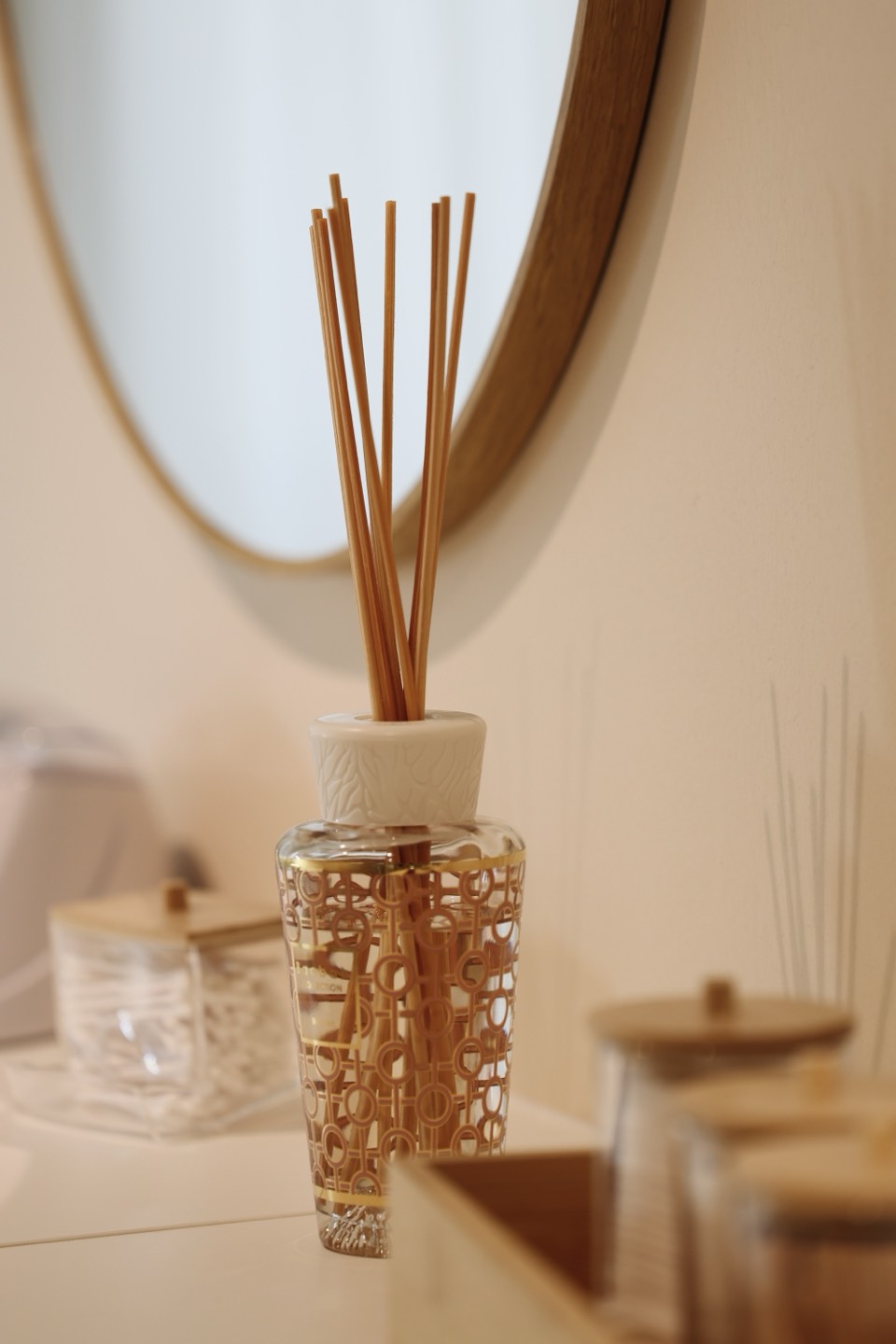 Detailansicht der Kosmetikprodukte bei Vlora Beauty Frankfurt